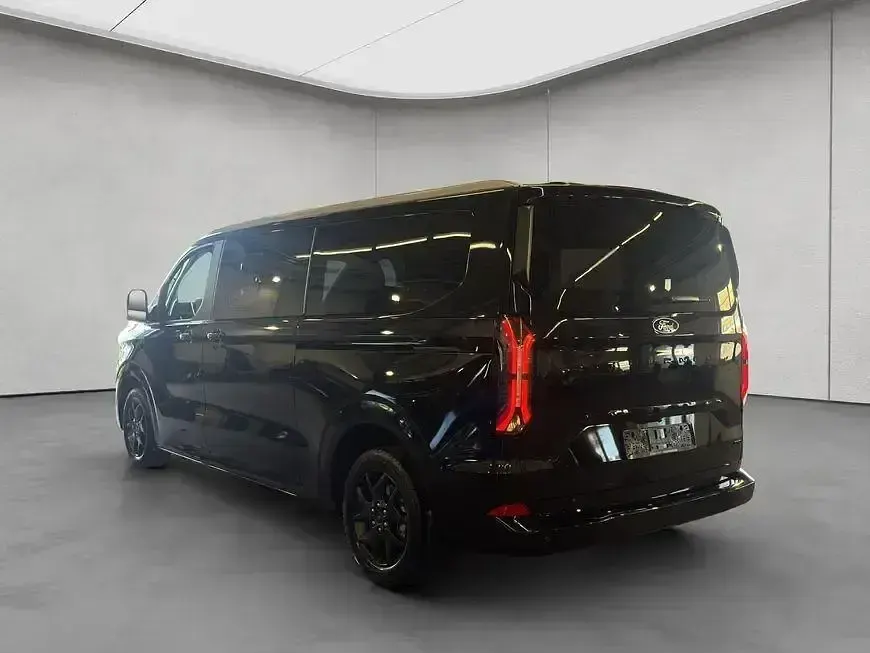 Gebraucht Ford Tourneo Custom Titanium X 170 PS (125 kW) 2024 Schwarz Van