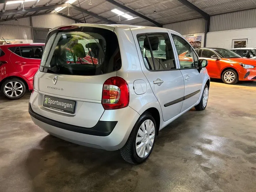 Gebraucht Renault Modus 75 PS (55 kW) 2012 Silber Van / Kleinbus