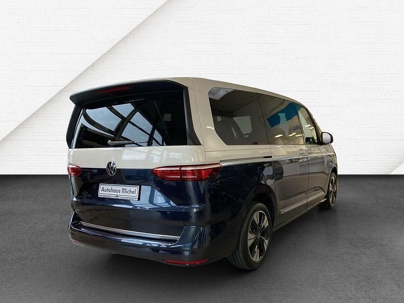 Neu VW Multivan Life 150 PS (110 kW) 2026 Blau Van