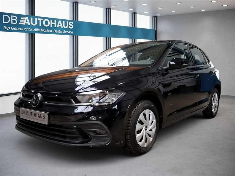 Gebraucht VW Polo Life 95 PS (69 kW) 2023 Schwarz Kleinwagen