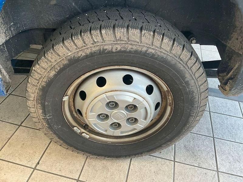 Gebraucht Fiat Ducato 131 PS (96 kW) 2018 Blau Van