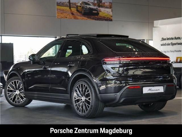 Second-hand Porsche Macan 264 kW (360 CP) 2026 Negru SUV