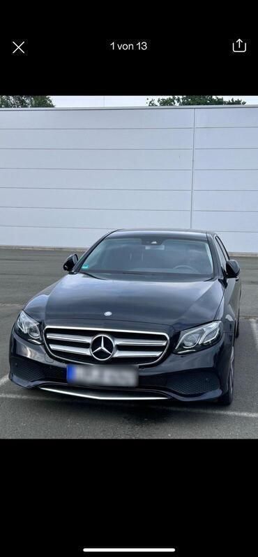Schwarz Gebraucht 2017 Mercedes E220 Limousine | 21.950 € (Superpreis) - Bild 1/4