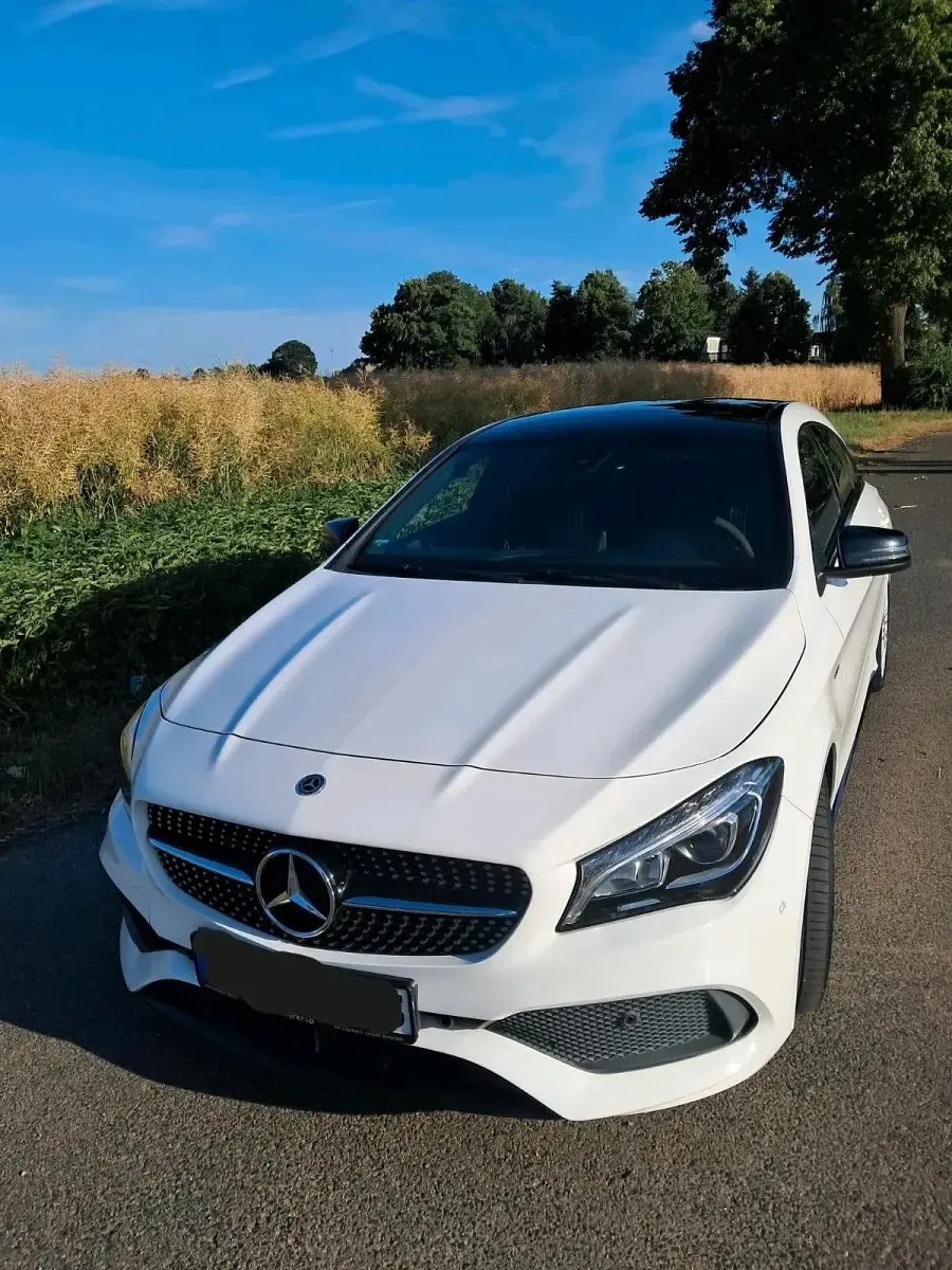 Gebraucht Mercedes CLA220 AMG 184 PS (135 kW) 2018 Weiß Coupé