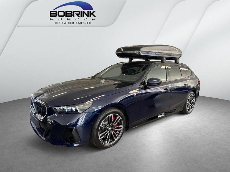 Blau Neu 2025 BMW i5 M Sport Limousine | 71.350 € (Etwas zu teuer) - Bild 1/2