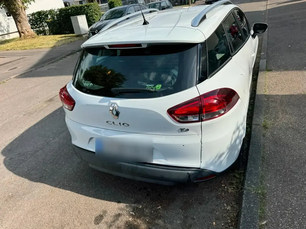 Gebraucht Renault Clio 90 PS (66 kW) 2014 Weiß Kombi