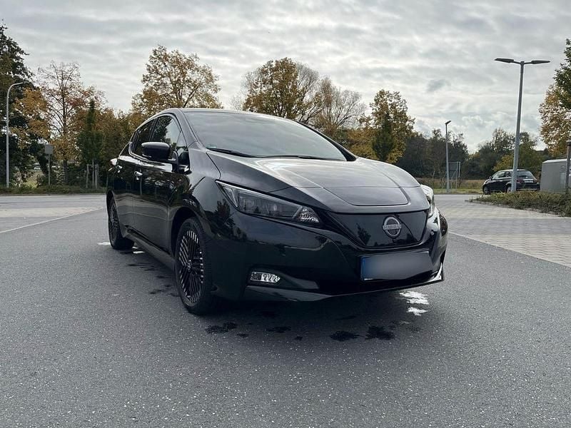 Gebraucht Nissan Leaf N-Connecta 160 kW (218 PS) 2022 Schwarz Kleinwagen