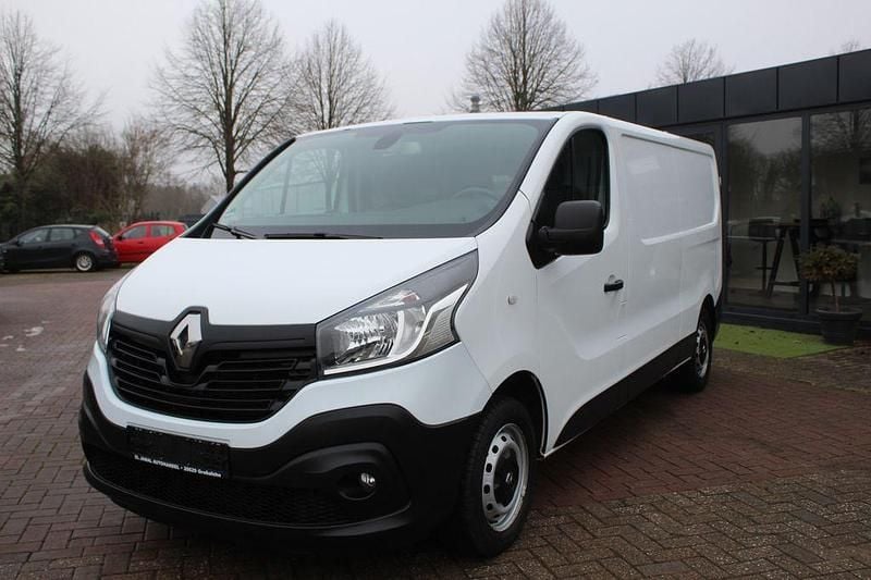 Gebraucht Renault Trafic Komfort 120 PS (88 kW) 2015 Weiß Van / Kleinbus