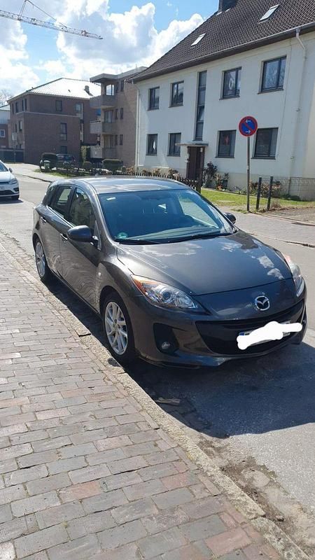 Gebraucht Mazda 3 Edition 105 PS (77 kW) 2012 Grau Limousine