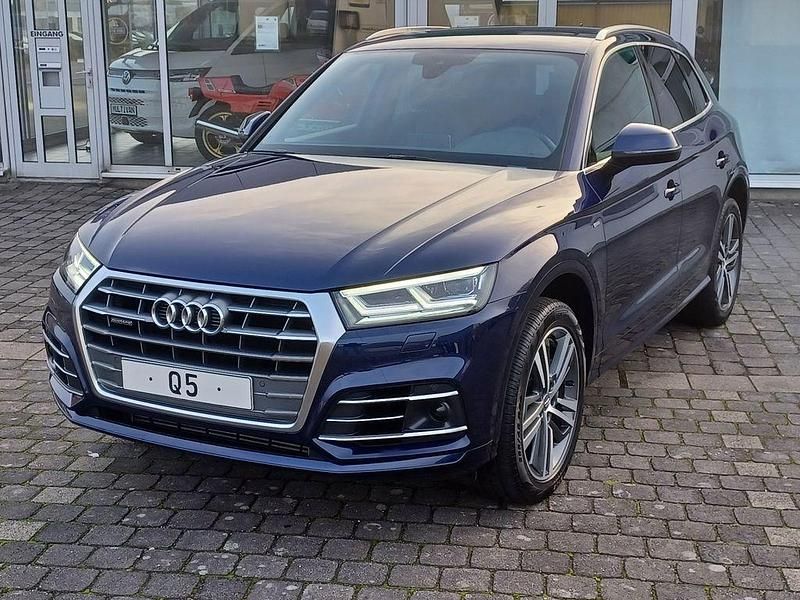 Blau Gebraucht 2019 Audi Q5 S-Line SUV | 35.290 € (Guter Preis) - Bild 1/4