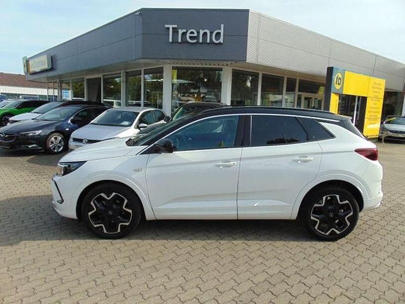 Weiß Gebraucht 2024 Opel Grandland X Ultimate SUV | 26.950 € (Fairer Preis) - Bild 1/4