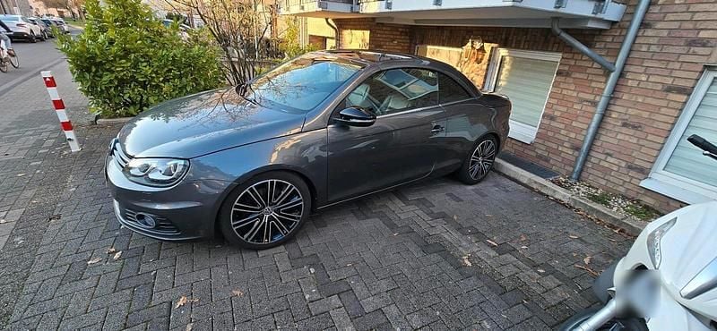 Gebraucht VW Eos 211 PS (155 kW) 2011 Grau Cabrio