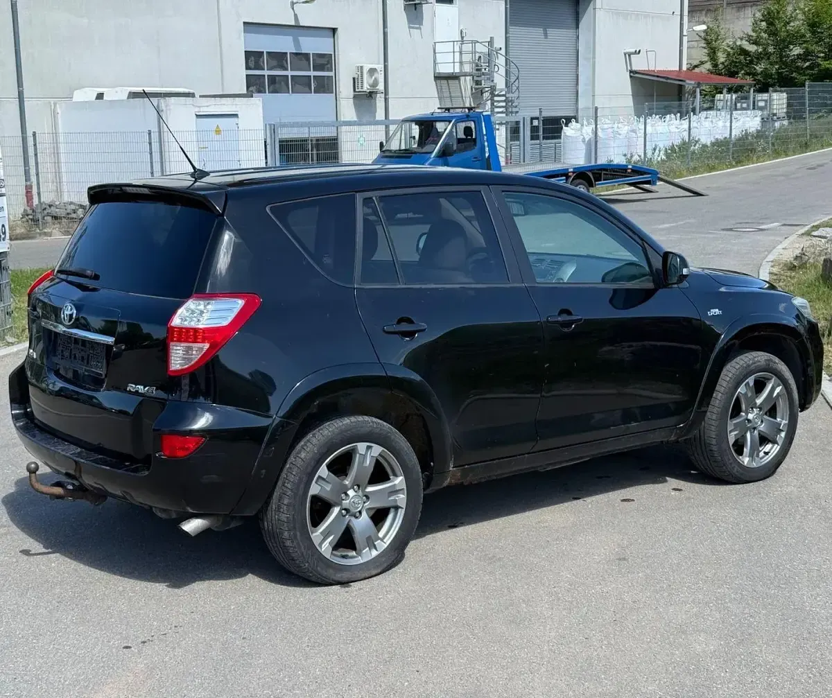 Gebraucht Toyota RAV4 150 PS (110 kW) 2010 Schwarz SUV