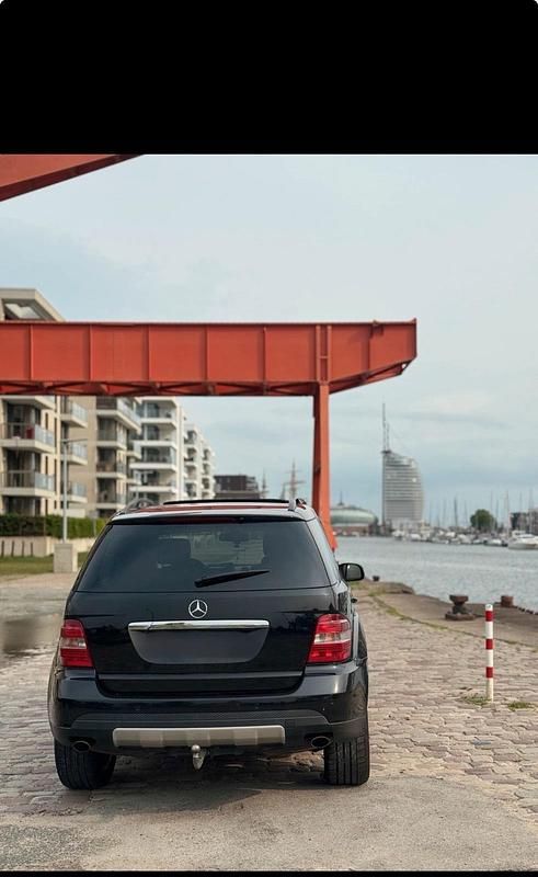 Gebraucht Mercedes ML280 190 PS (139 kW) 2007 Schwarz SUV