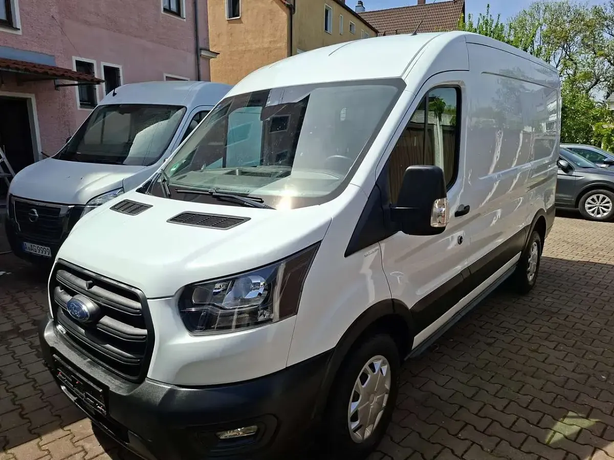 Usata Ford Transit Trend 131 CV (96 kW) 2023 Bianco Monovolume