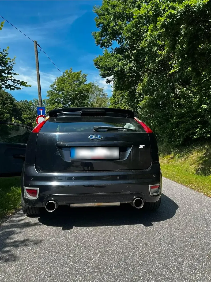 Gebraucht Ford Focus ST 225 PS (165 kW) 2007 Schwarz Coupé
