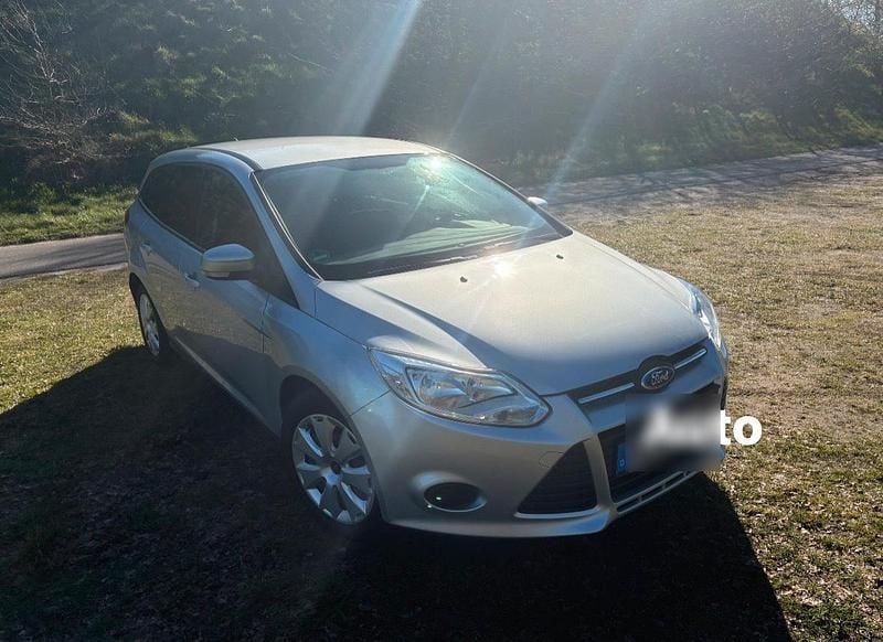 Gebraucht Ford Focus 95 PS (69 kW) 2012 Silber Cabrio