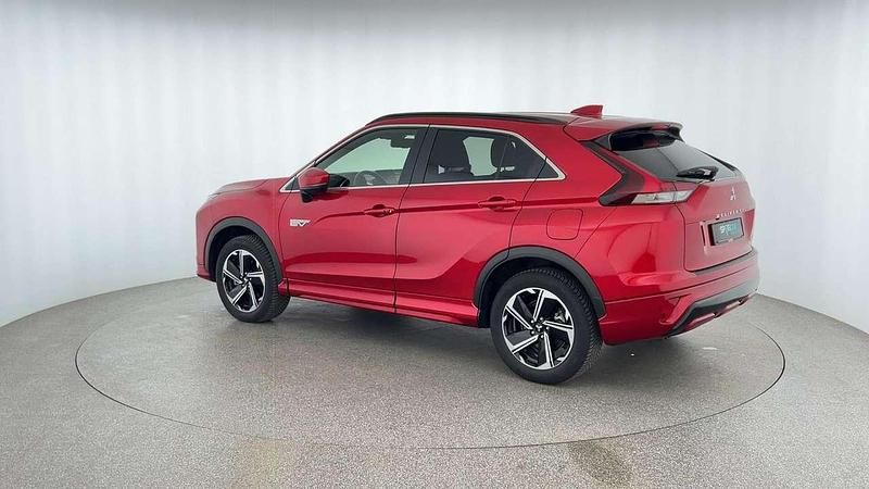 Gebraucht Mitsubishi Eclipse Cross Plus 188 PS (138 kW) 2022 Rot SUV