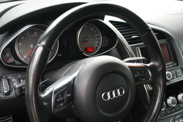 Gebraucht Audi R8 Coupé 571 PS (419 kW) 2008 Silber metallic Coupé