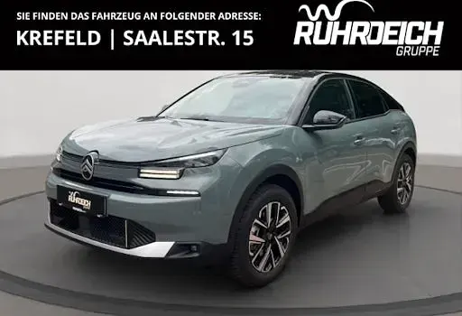 Neu Citroën C4 PureTech 131 PS (96 kW) 2025 Manhatten grün Limousine