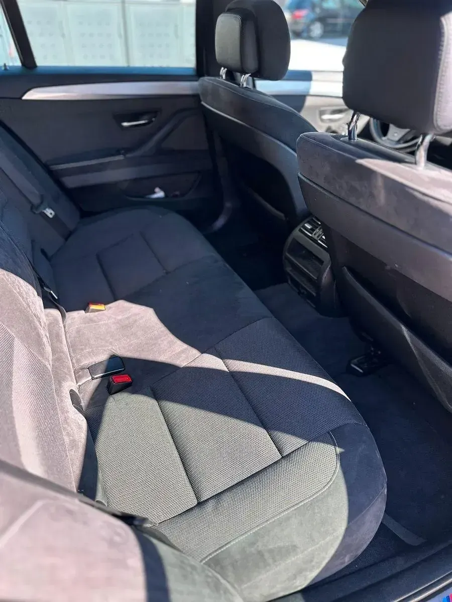 Gebraucht BMW 535 Shadowline 313 PS (230 kW) 2013 Grau Kombi
