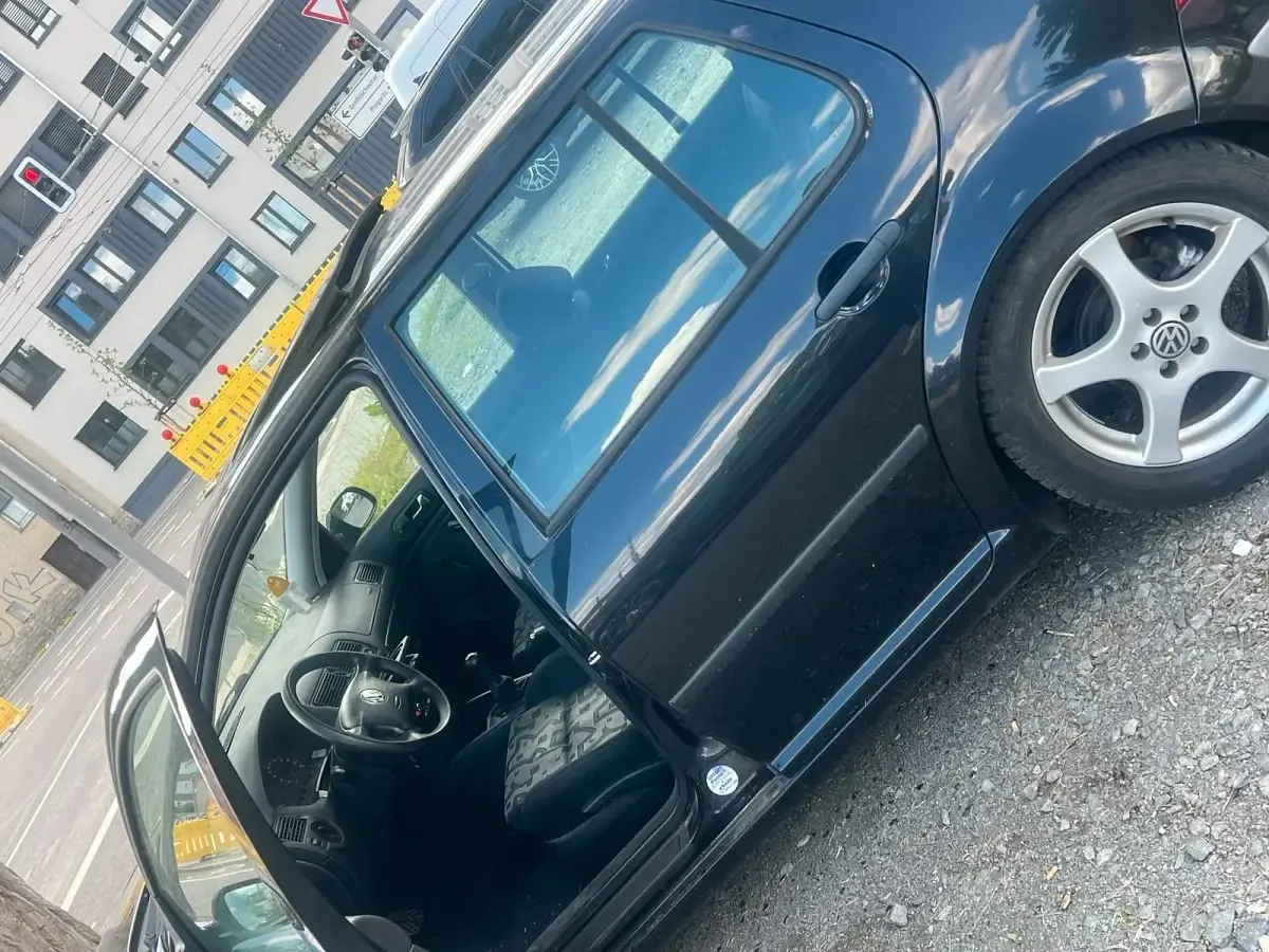 Gebraucht VW Golf IV 110 PS (80 kW) 2000 Schwarz Limousine