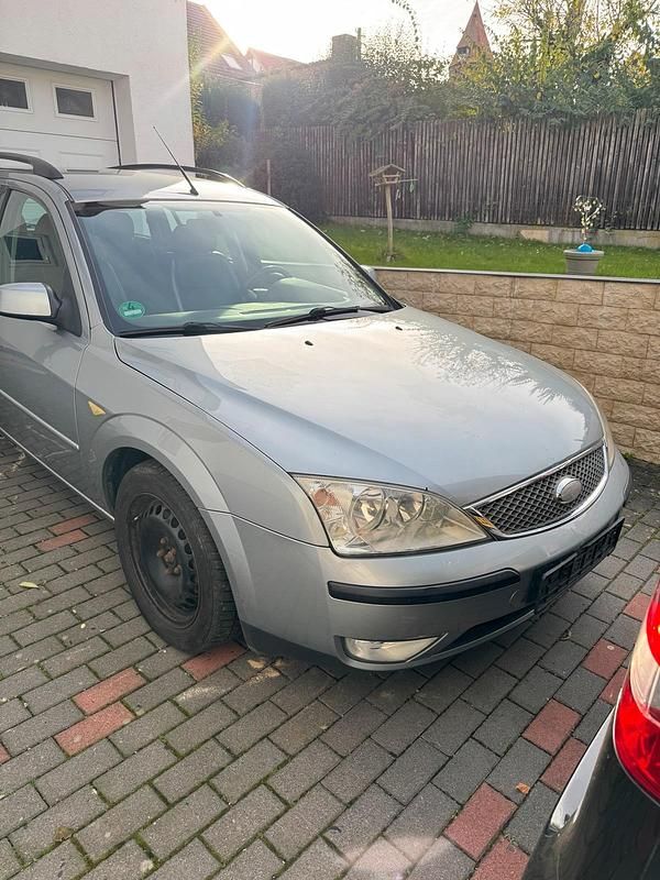 Silber Gebraucht 2004 Ford Mondeo Kombi | 1.300 € - Bild 1/4