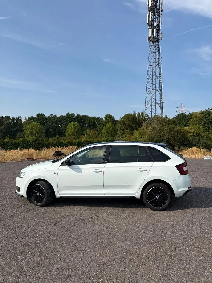 Gebraucht Skoda Rapid Monte Carlo 105 PS (77 kW) 2015 Weiß Kleinwagen