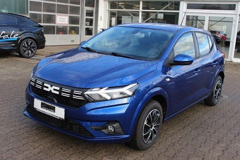 Blau Gebraucht 2024 Dacia Sandero Expression Kleinwagen | 13.990 € (Superpreis) - Bild 1/4