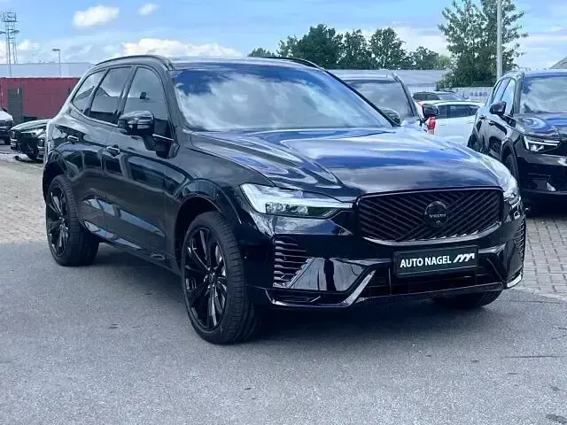 Neu Volvo XC60 Plus 455 PS (334 kW) 2026 Schwarz SUV