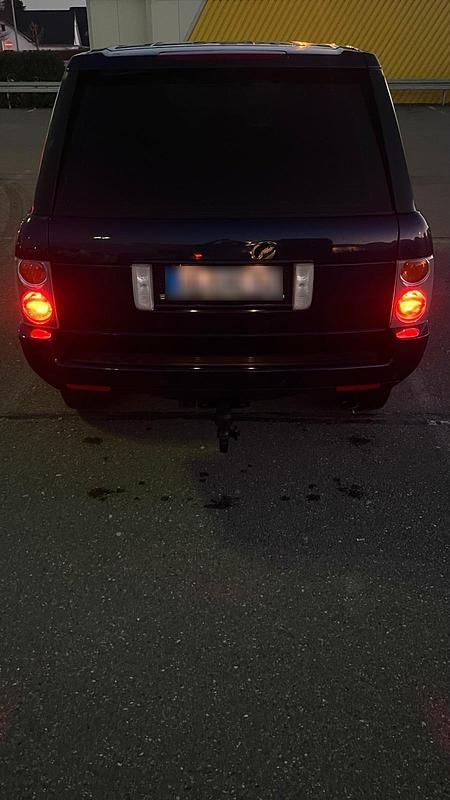 Gebraucht Land Rover Range Rover Vogue 286 PS (210 kW) 2003 Andere farben SUV