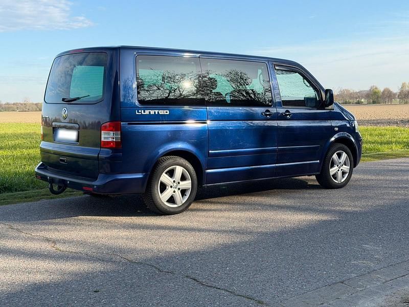 Gebraucht VW Multivan United 131 PS (96 kW) 2009 Blau Van / Kleinbus