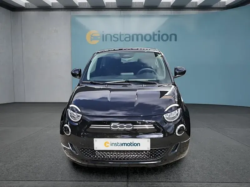 Gebraucht Fiat 500e Action 69 kW (95 PS) 2023 Schwarz Kleinwagen