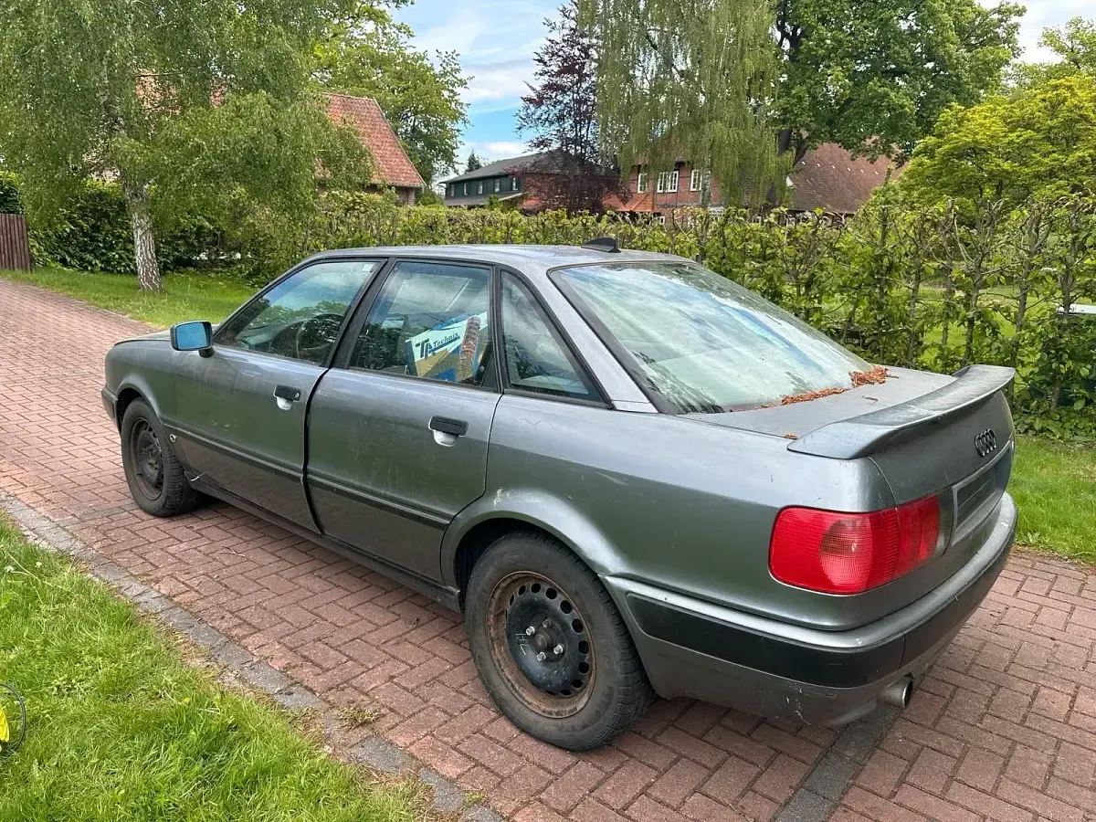 Gebraucht Audi 80 116 PS (85 kW) 1994 Grau Limousine