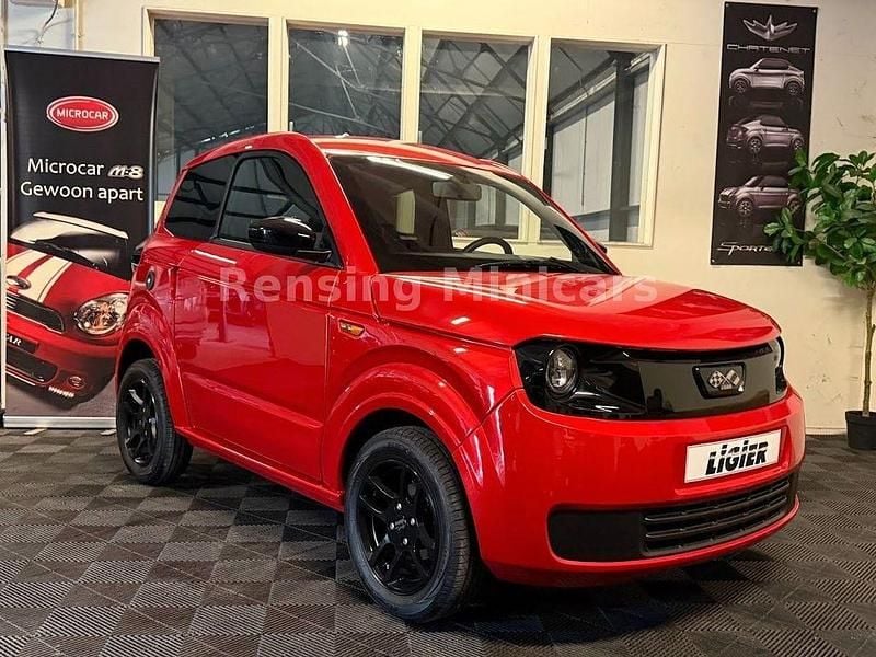 Second-hand Ligier Myli 2025 Roșu Hatchback