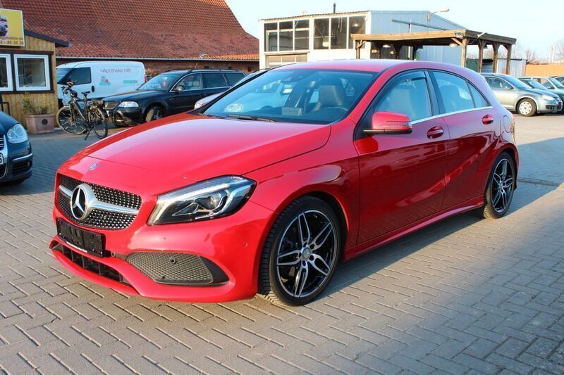 Jupiterrot unilack Gebraucht 2016 Mercedes A200 AMG Limousine | 15.900 € (Fairer Preis) - Bild 1/4