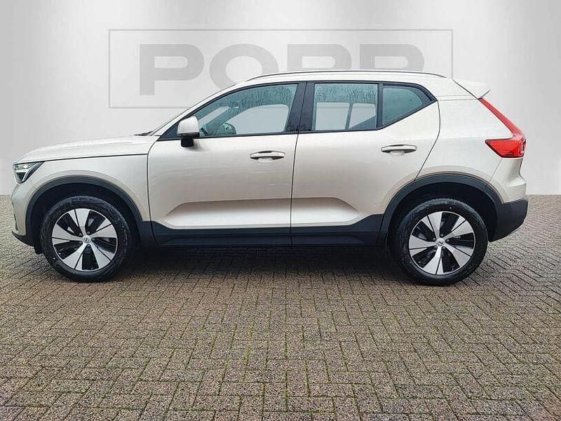 Gebraucht Volvo XC40 Core 129 PS (94 kW) 2022 Bright dusk metallic SUV