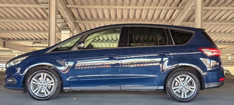 Gebraucht Ford S-MAX Titanium 150 PS (110 kW) 2019 Blau Van / Kleinbus