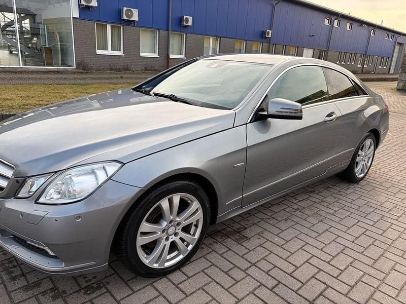 Gebraucht Mercedes E350 231 PS (169 kW) 2010 Coupé