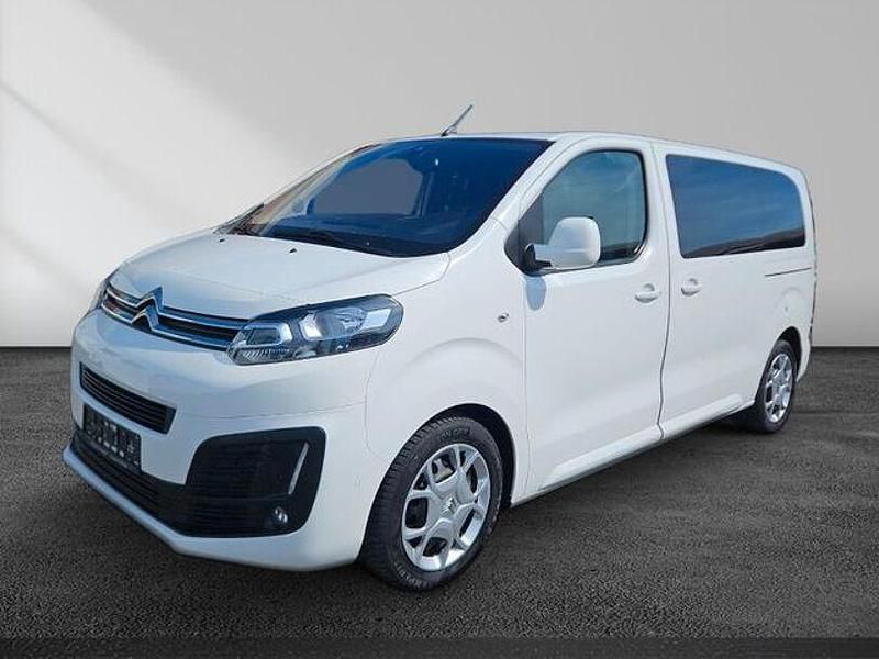 Weiß Gebraucht 2018 Citroën Spacetourer Feel Van | 18.950 € - Bild 1/4