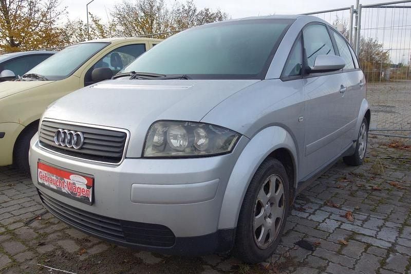 Silber Gebraucht 2003 Audi A2 Sport Kleinwagen | 1.650 € (Superpreis) - Bild 1/4