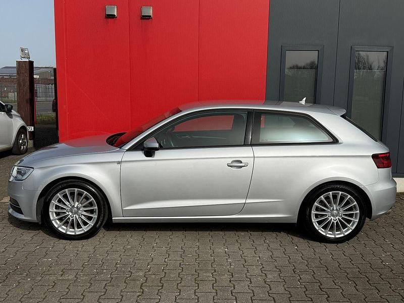 Gebraucht Audi A3 Ambition 122 PS (89 kW) 2013 Silber Kleinwagen