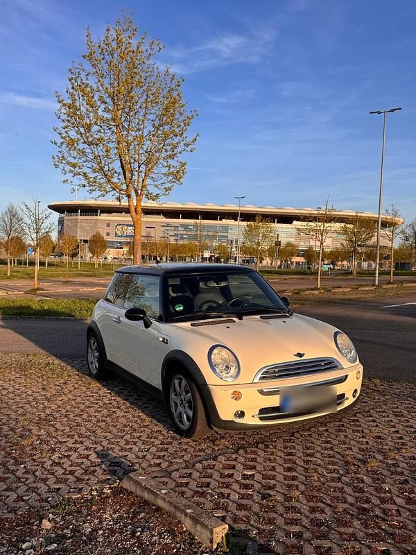 Usata Mini Cooper 120 CV (88 kW) 2005 Bianco Utilitaria