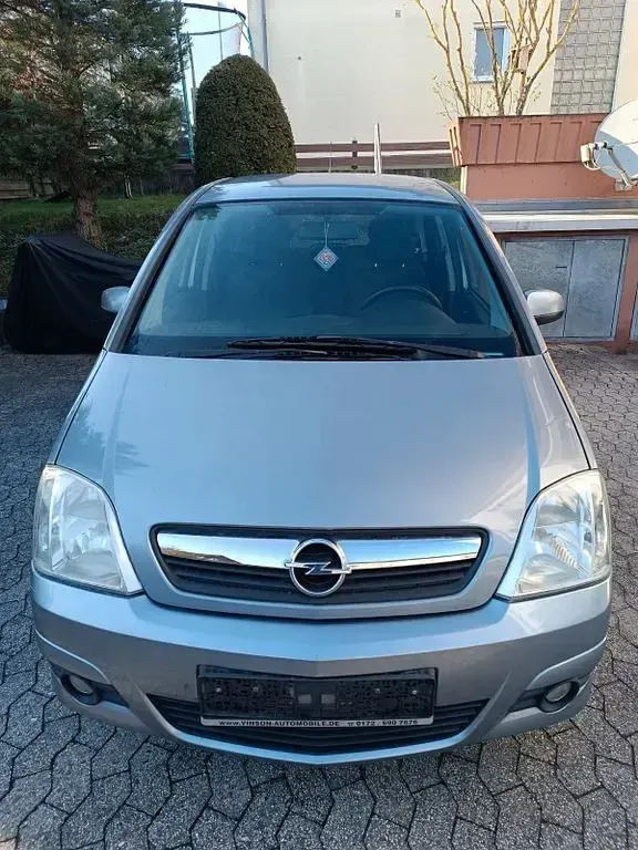 Second-hand Opel Meriva Edition 90 CP (66 kW) 2008 Gri Monovolum