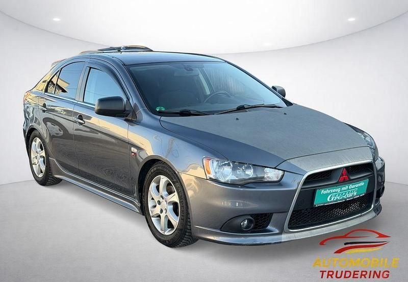 Gebraucht Mitsubishi Lancer Sportback Intense 143 PS (105 kW) 2009 Grau Limousine