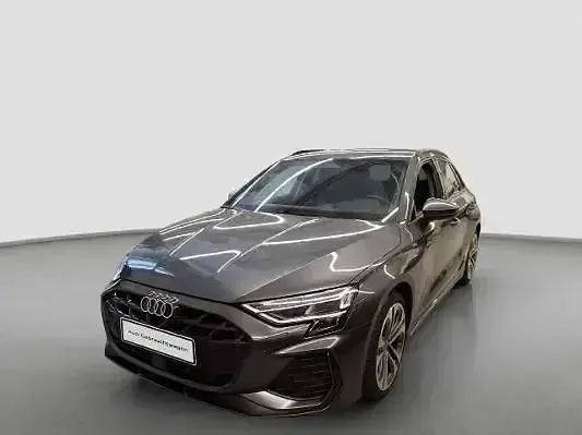 Gebraucht Audi A3 S-Line 116 PS (85 kW) 2025 Grau Limousine
