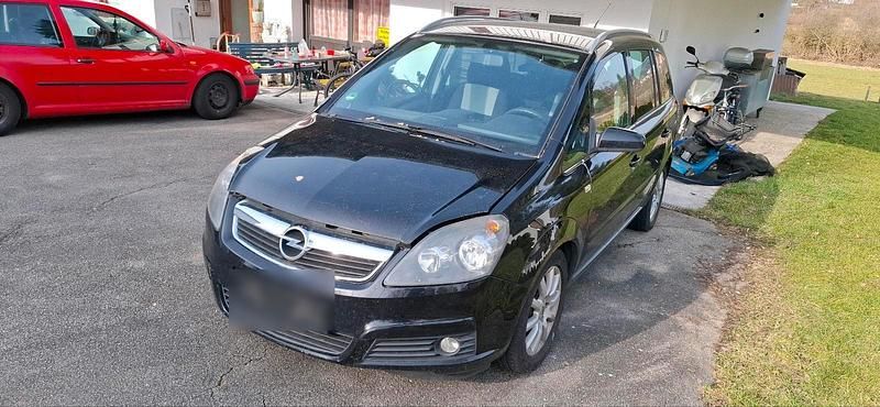 Gebraucht Opel Zafira 115 PS (84 kW) 2006 Schwarz Van / Kleinbus