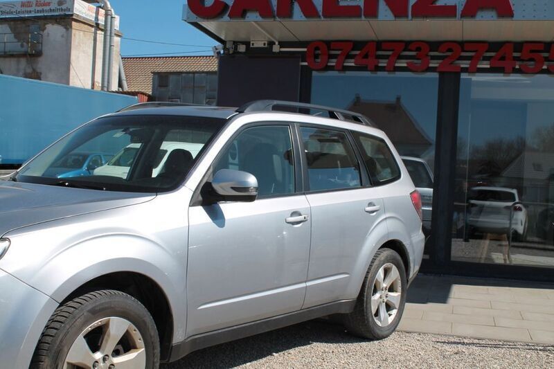 Gebraucht Subaru Forester Exclusive+ 147 PS (108 kW) 2012 Silber SUV