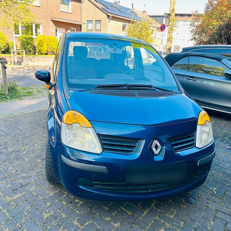 Second-hand Renault Modus 112 CP (82 kW) 2005 Albastru Monovolum