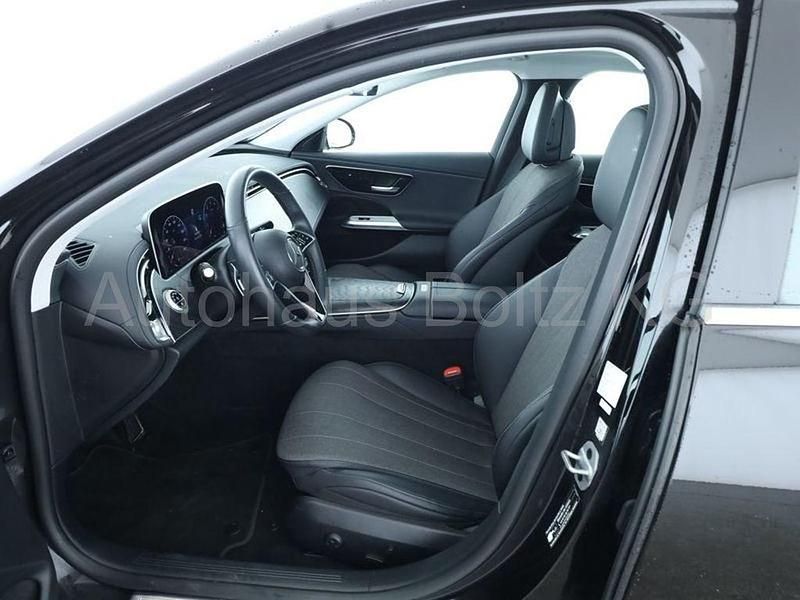 Gebraucht Mercedes E200 Avantgarde 204 PS (150 kW) 2023 Schwarz Limousine